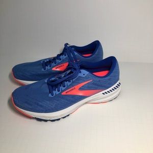 BRAND NEW Brooks Ravena 11 Running Shoes